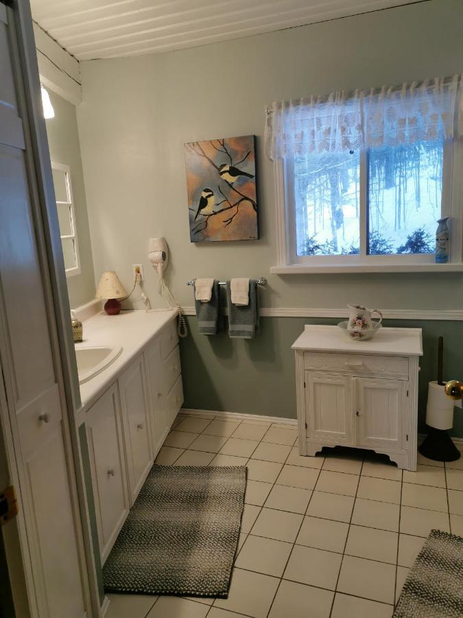 Stouffermill Bed & Breakfast Algonquin Highlands Luaran gambar
