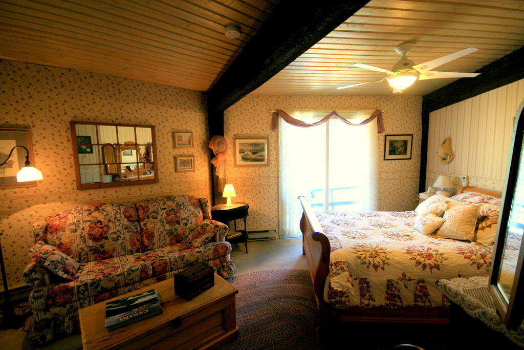 Stouffermill Bed & Breakfast Algonquin Highlands Luaran gambar