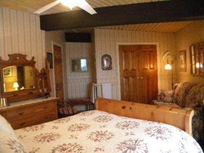 Stouffermill Bed & Breakfast Algonquin Highlands Bilik gambar