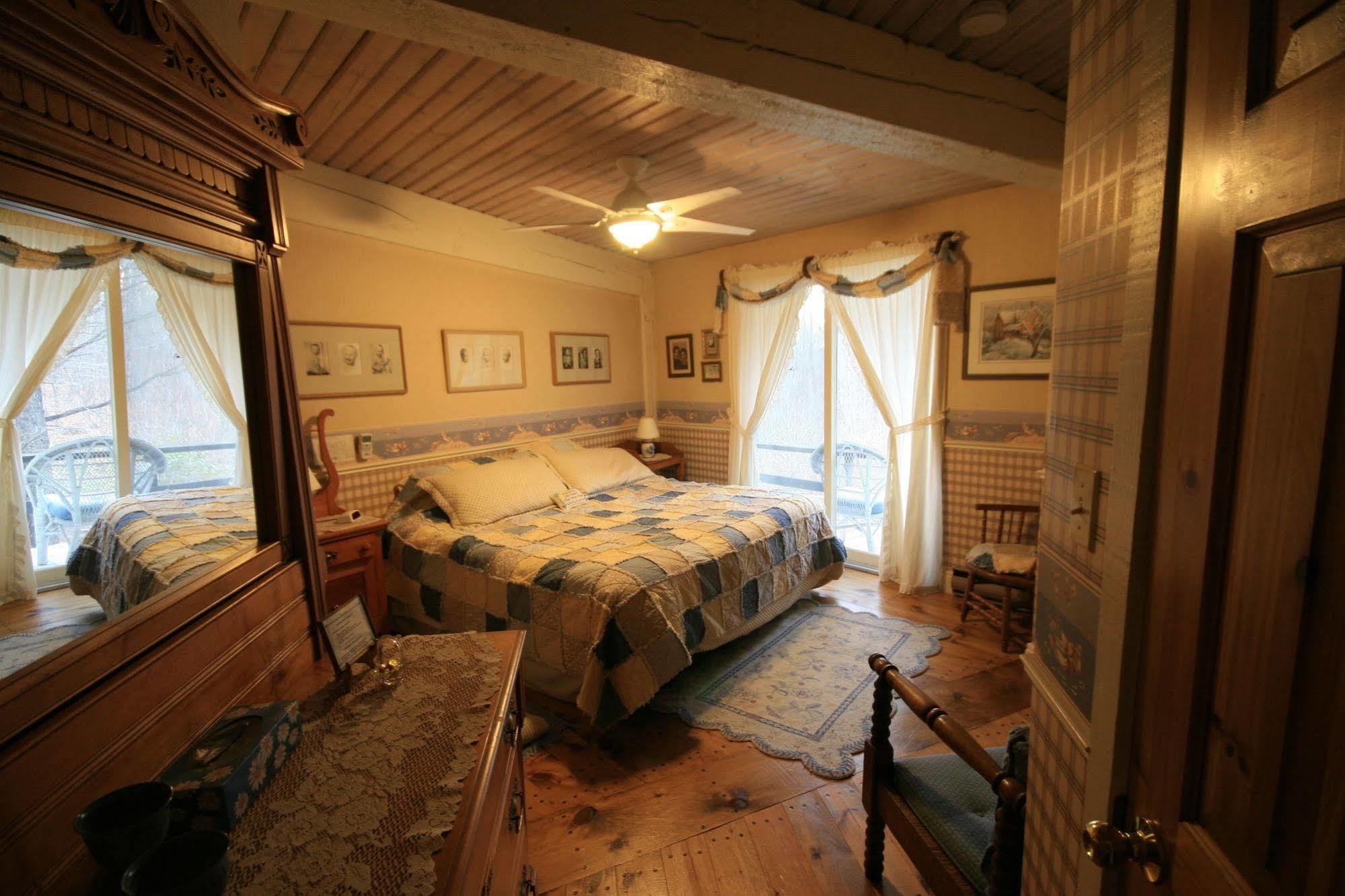 Stouffermill Bed & Breakfast Algonquin Highlands Luaran gambar