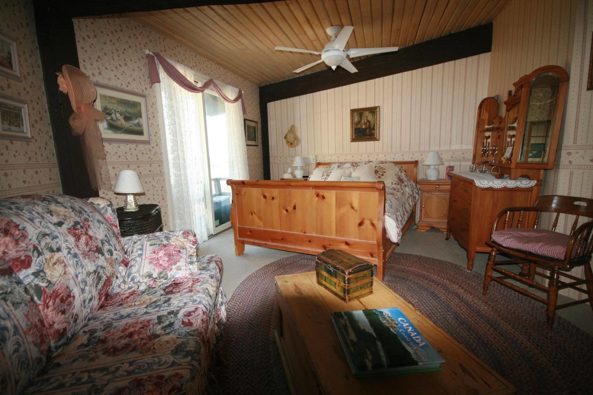 Stouffermill Bed & Breakfast Algonquin Highlands Luaran gambar