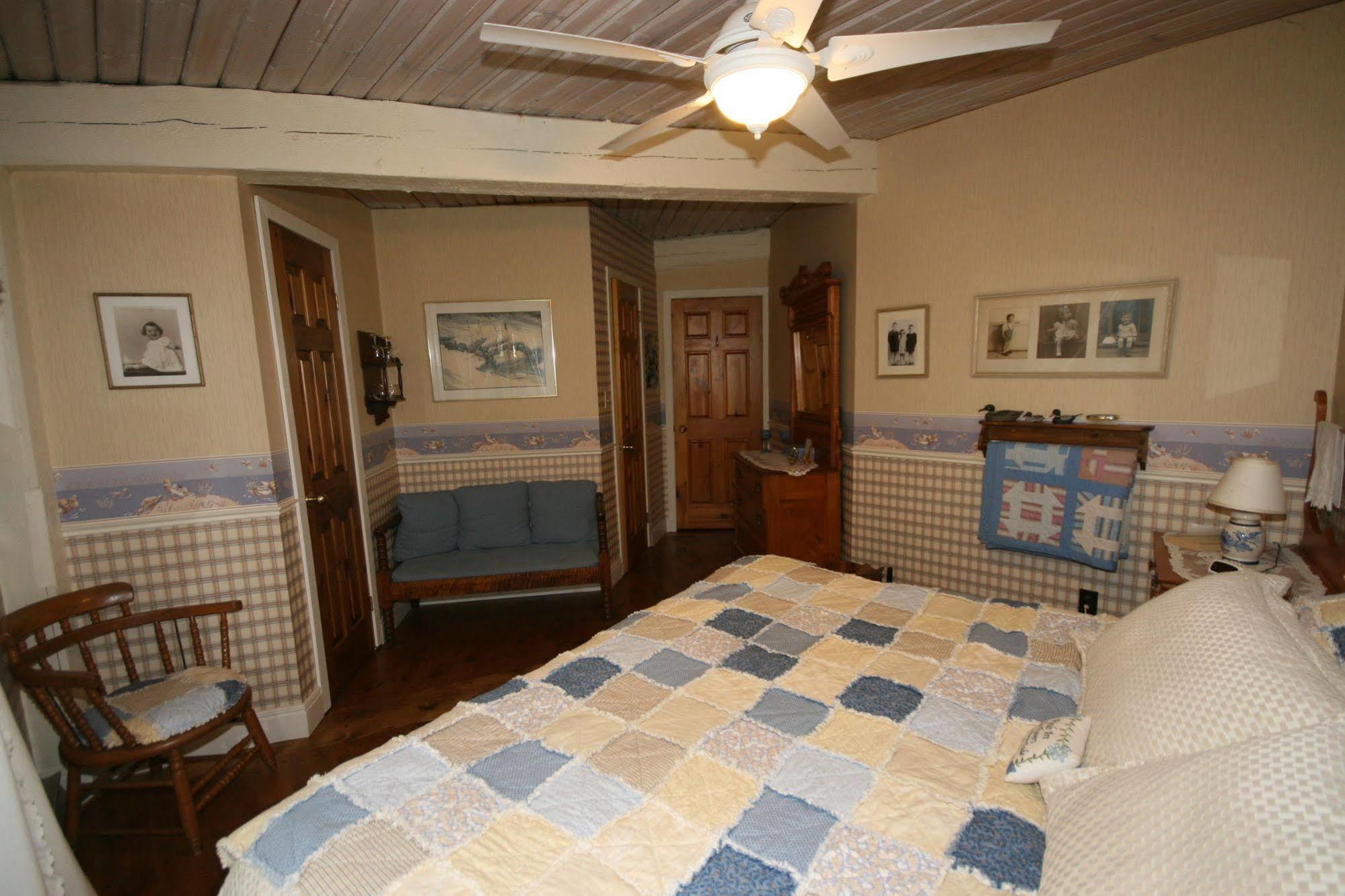 Stouffermill Bed & Breakfast Algonquin Highlands Luaran gambar