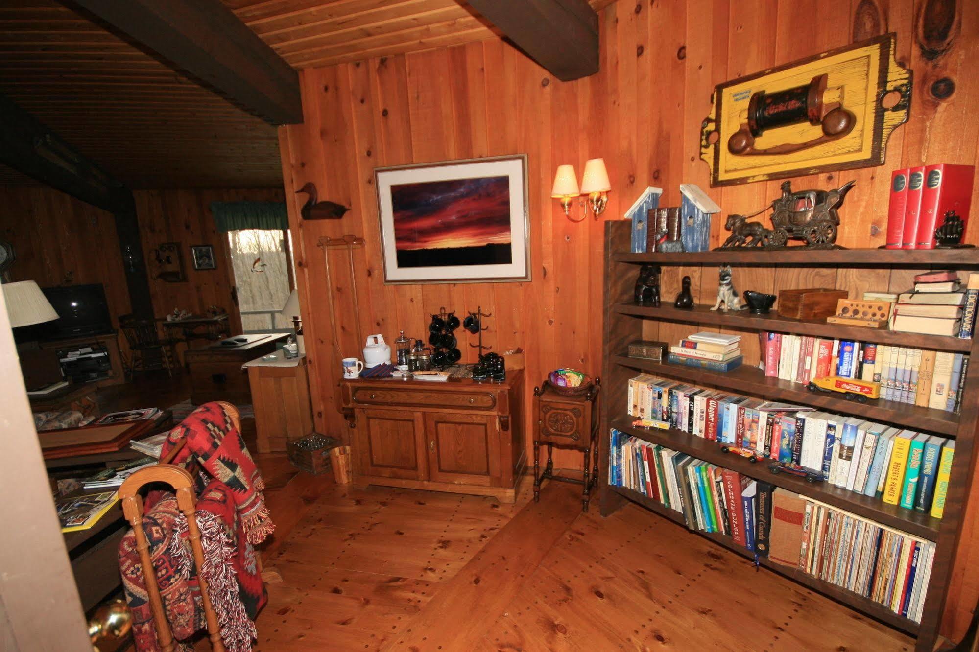 Stouffermill Bed & Breakfast Algonquin Highlands Luaran gambar