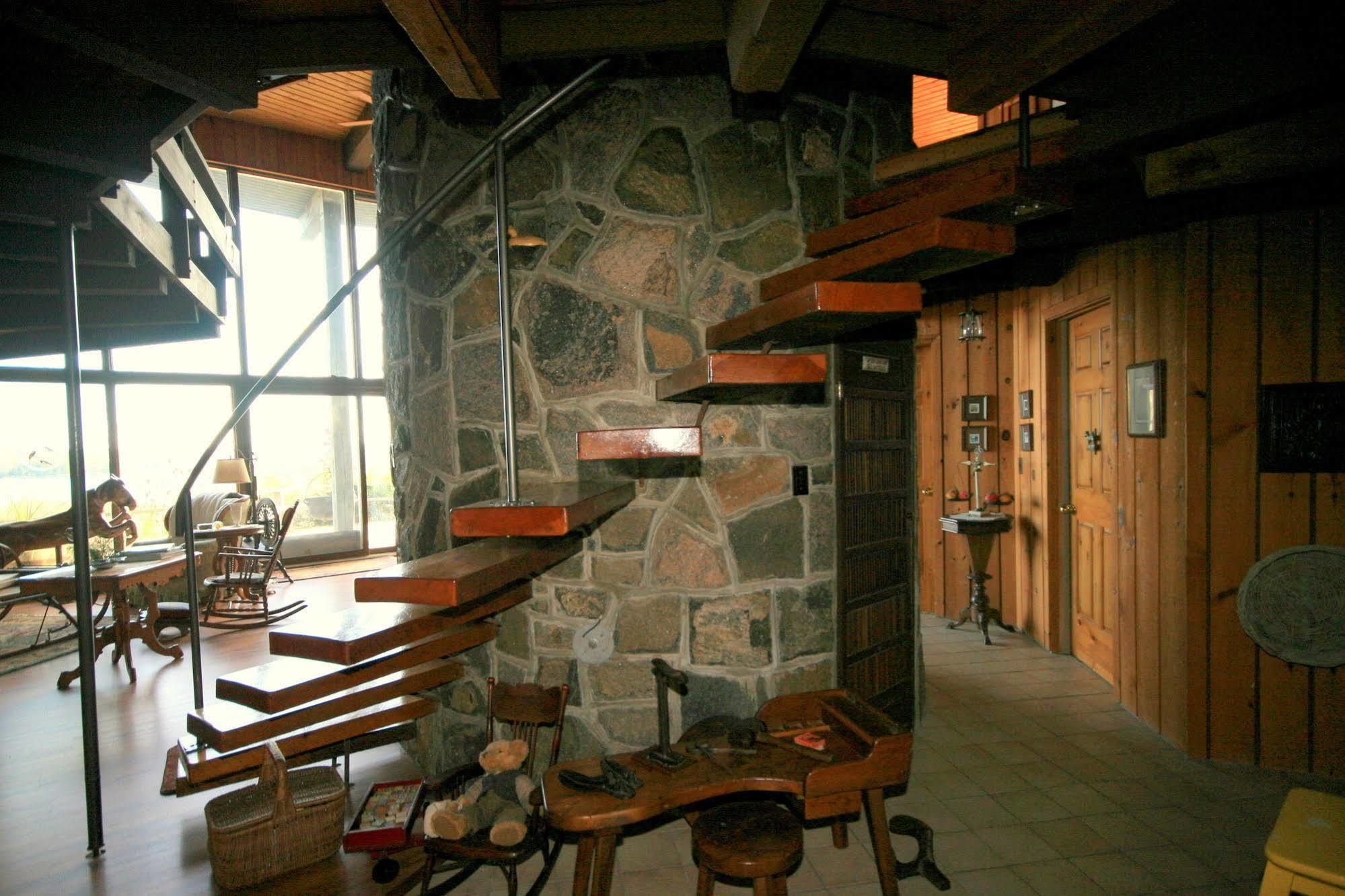 Stouffermill Bed & Breakfast Algonquin Highlands Luaran gambar